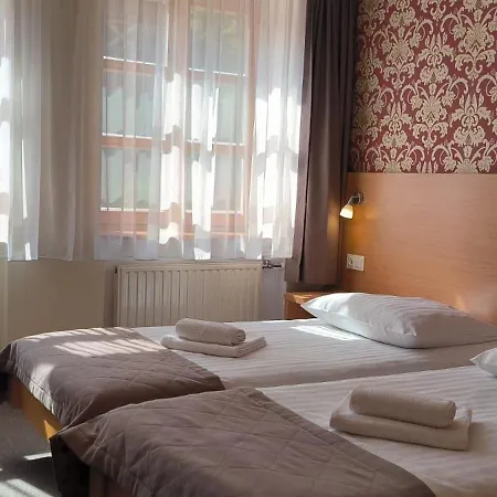 Hotel Fero Lux 2*